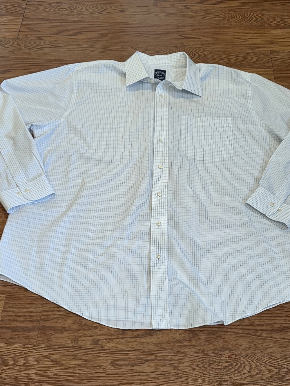 Brooks Brothers Shirt Mens 18 34/35 White Blue Checkered Non Iron Supima Cotton